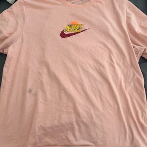 Nike Peach Tee with Graphic Logo